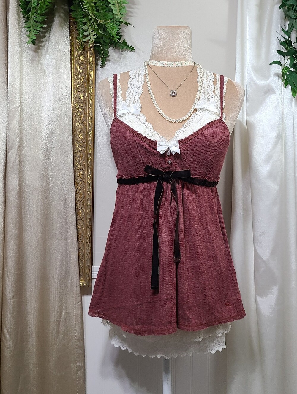 Rare Vintage ♡ Y2K ♡ Abercrombie Burgundy Babydoll Waist Tie Tank Top
